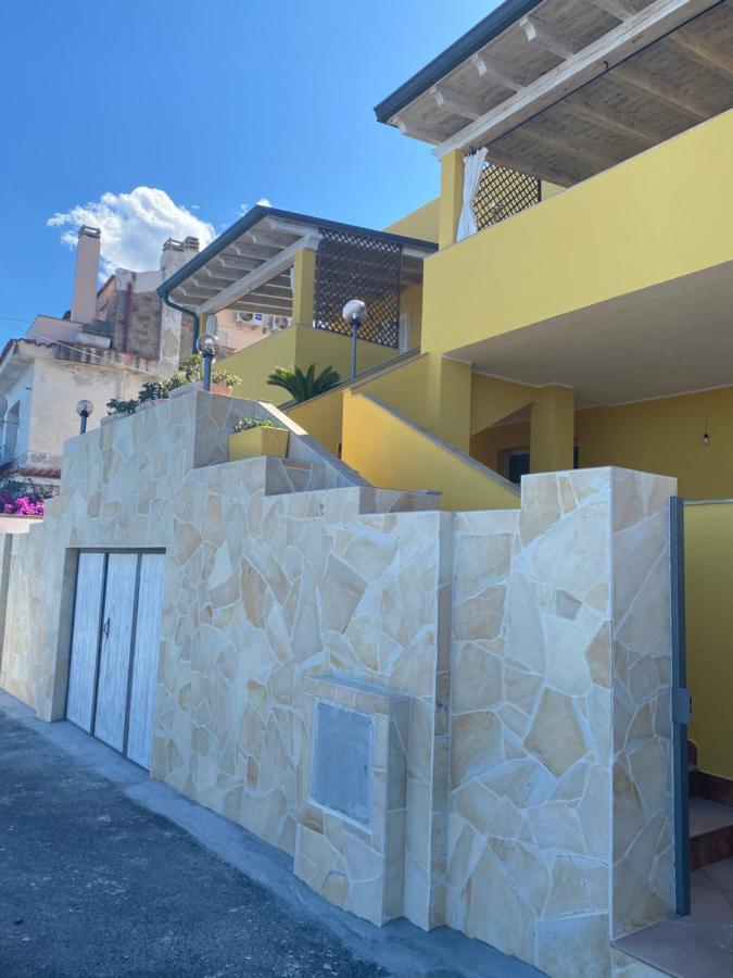 La Casa Gialla Cala Gonone Eksteriør bilde