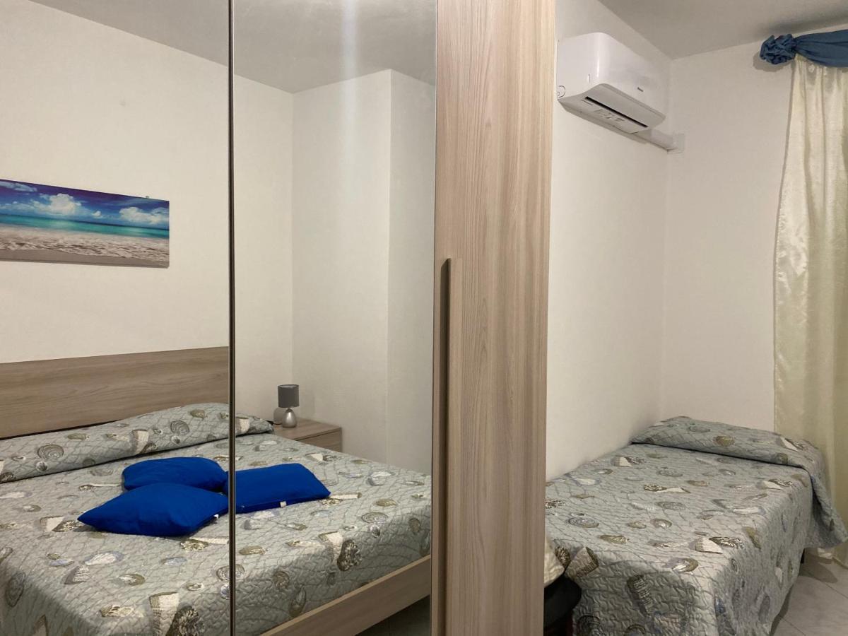La Casa Gialla Cala Gonone Eksteriør bilde